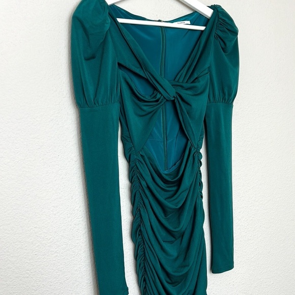 TULAROSA Eloise Mini Dress in Botanical Green Mini Dress - Picture 3 of 5